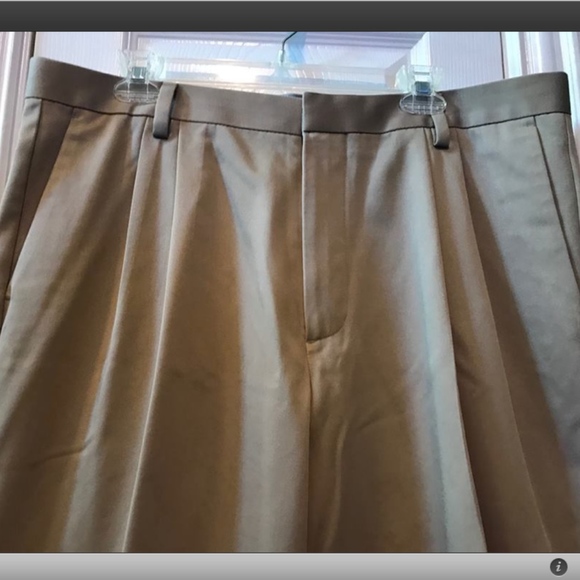 Dockers - D3 Classic Fit Dress Khaki Pants - Picture 3 of 3
